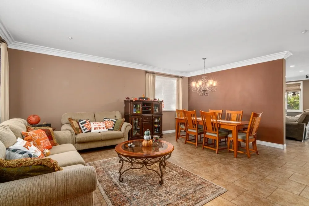 1857 Autumn Vista, CA 92084