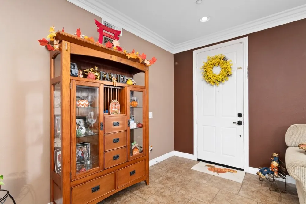 1857 Autumn Vista, CA 92084