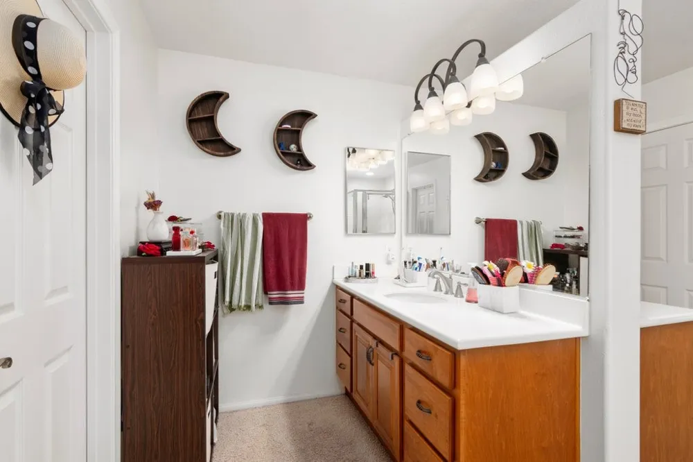 1857 Autumn Vista, CA 92084