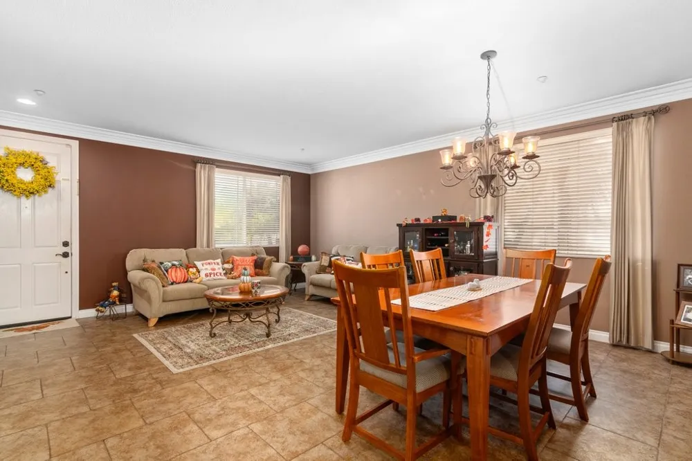 1857 Autumn Vista, CA 92084