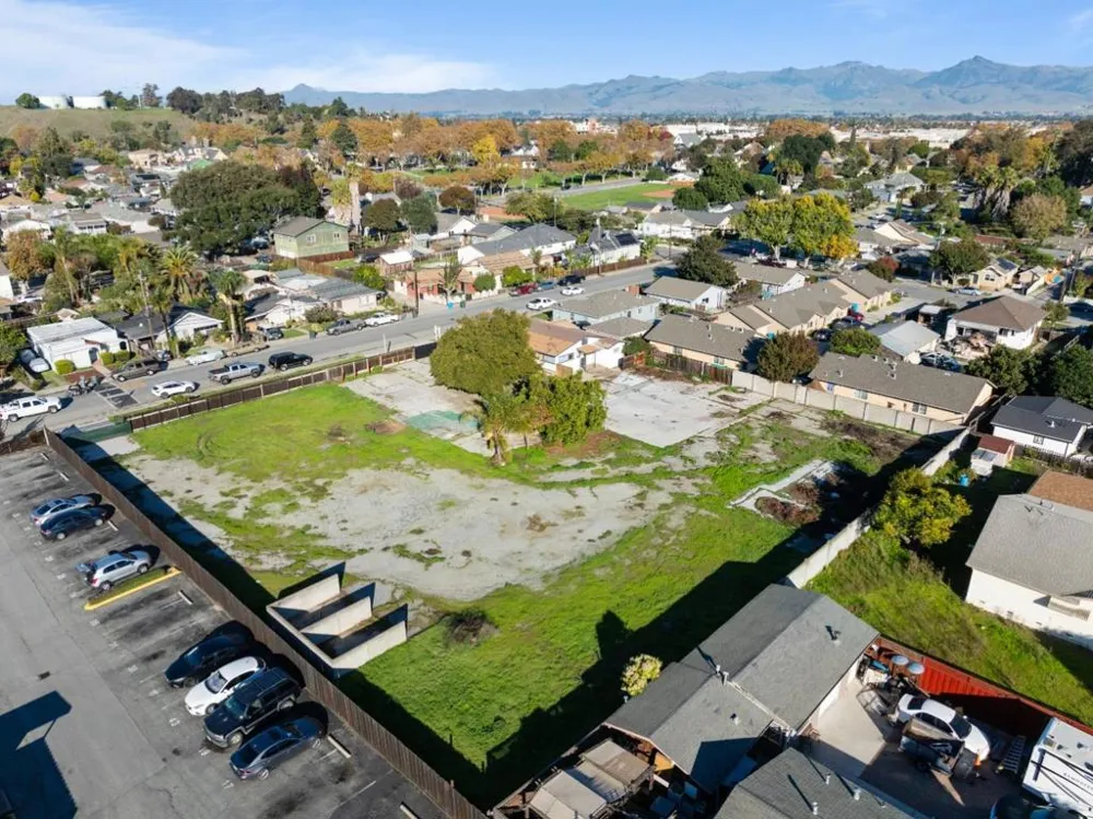 653 South Street Hollister, CA 95023