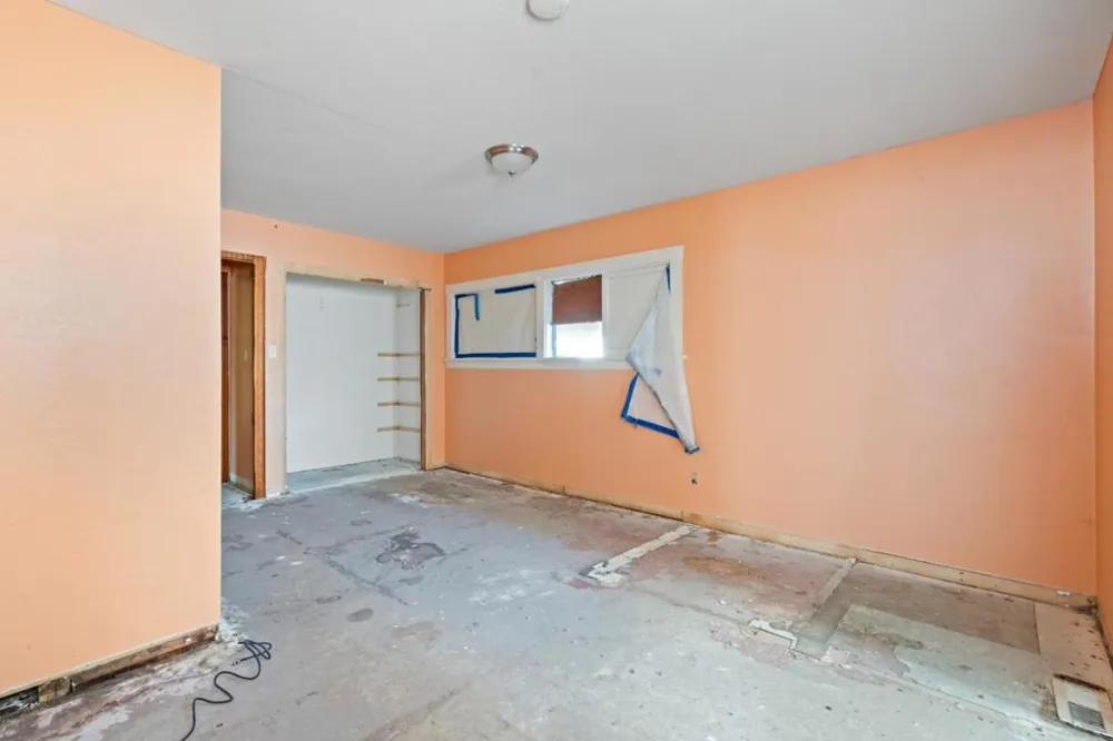 653 South Street Hollister, CA 95023