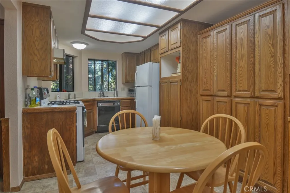 27494 White Fir Lake Arrowhead, CA 92352