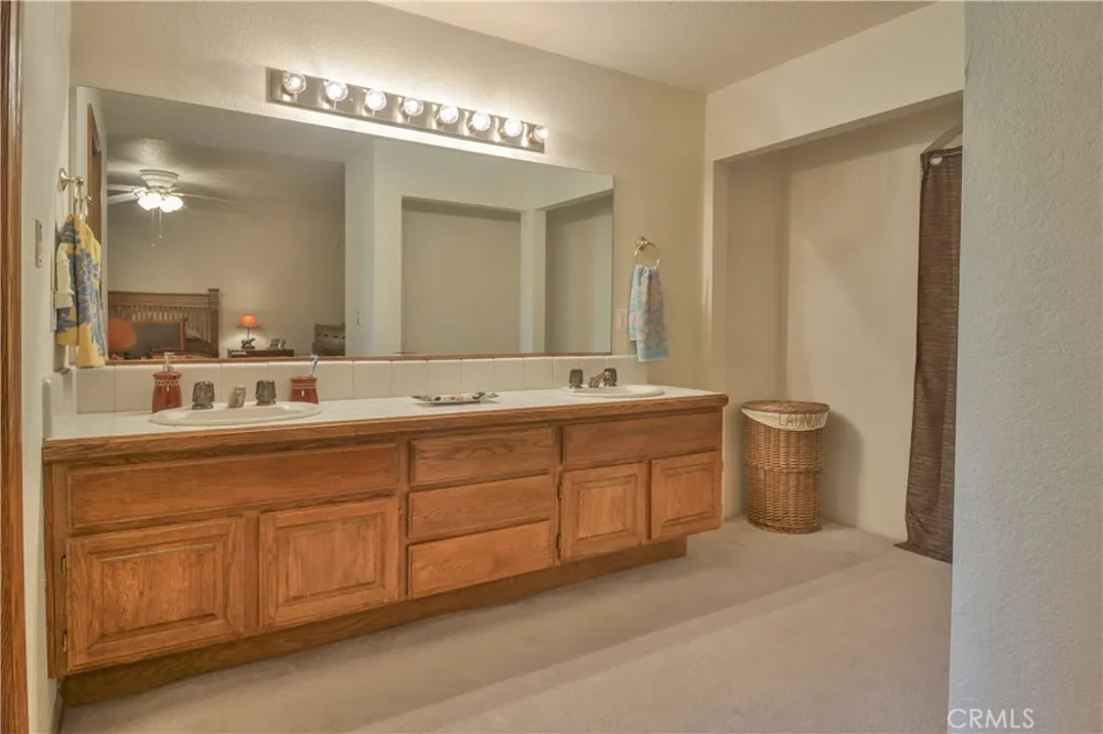 27494 White Fir Lake Arrowhead, CA 92352