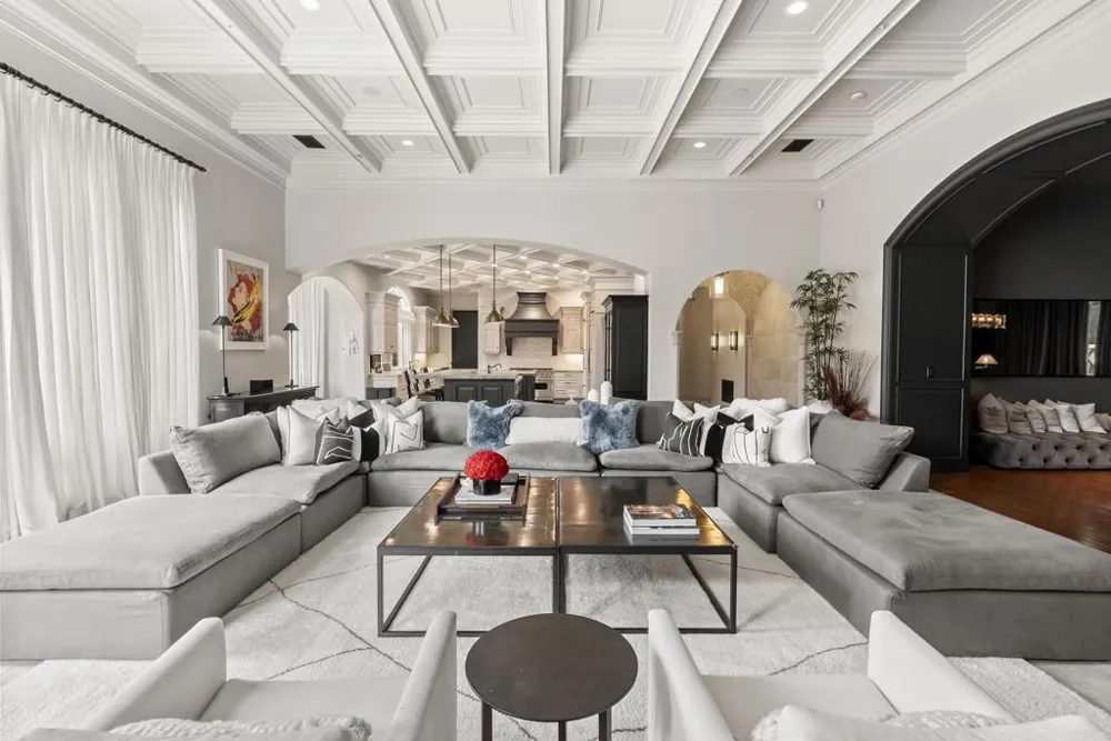 6853 Rancho Valencia Rd. Rancho Santa Fe, CA 92067