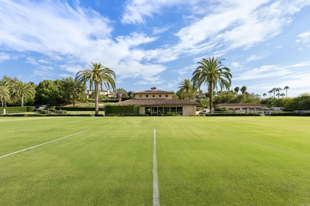 6853 Rancho Valencia Rd. Rancho Santa Fe, CA 92067