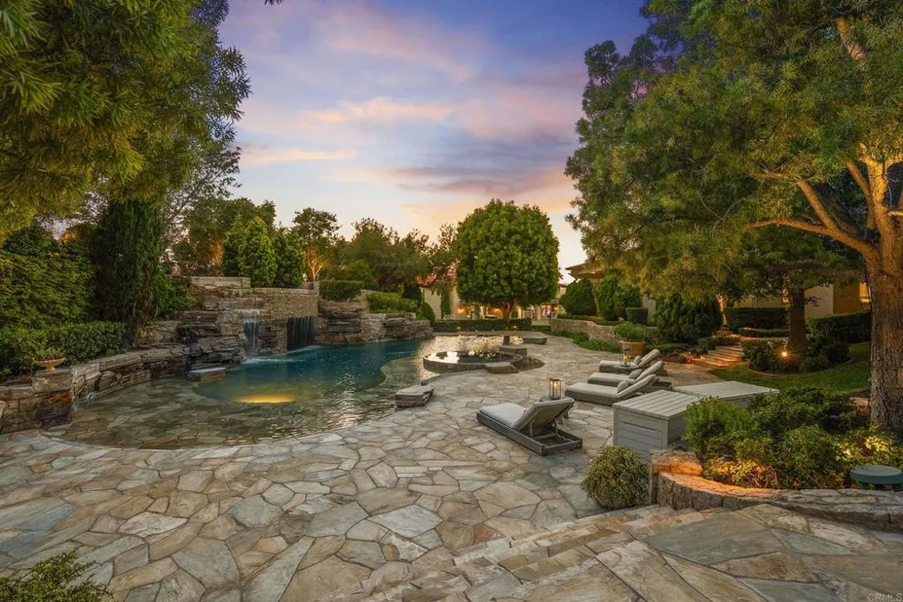6853 Rancho Valencia Rd. Rancho Santa Fe, CA 92067