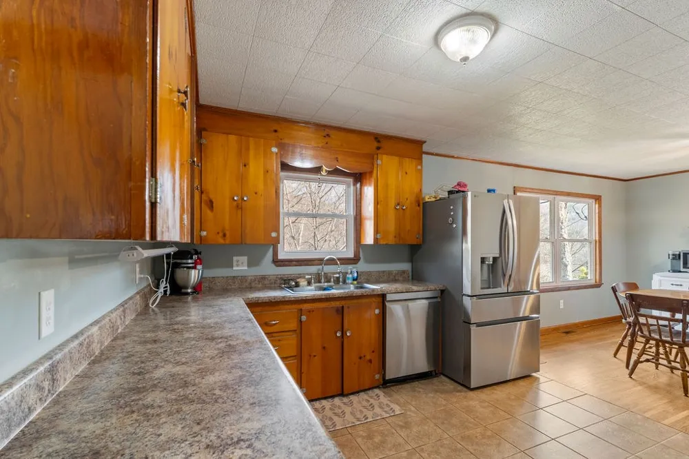 Claude Arnold Road Franklin, NC 28734