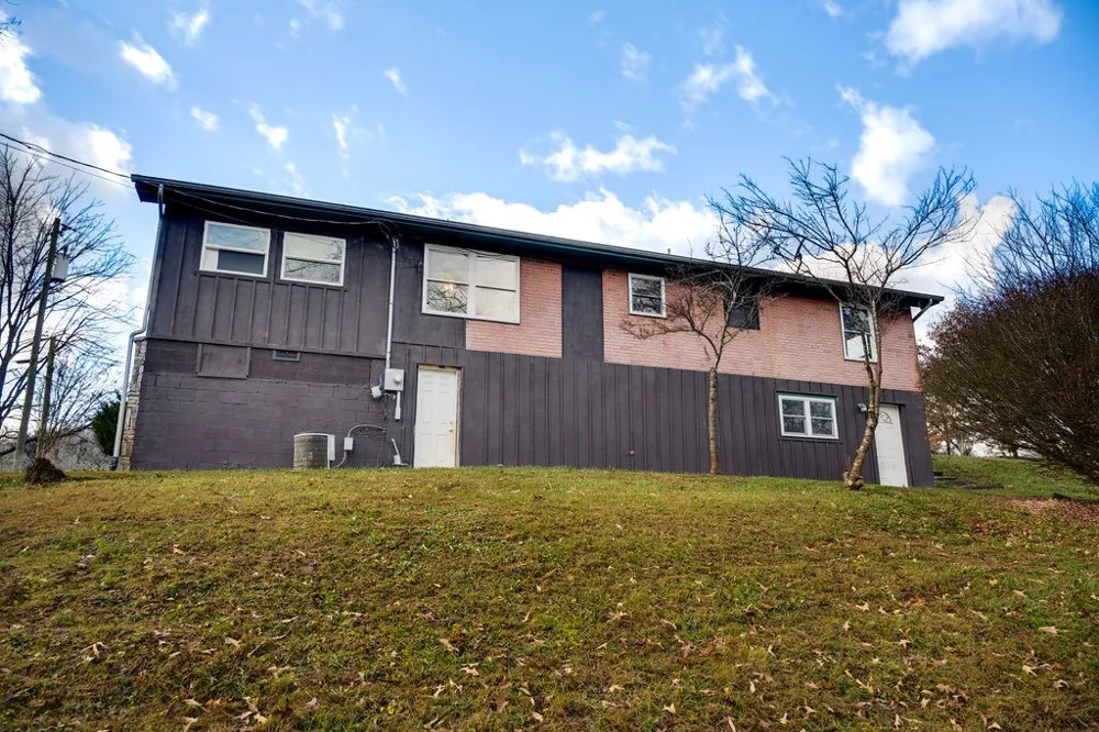 Claude Arnold Road Franklin, NC 28734