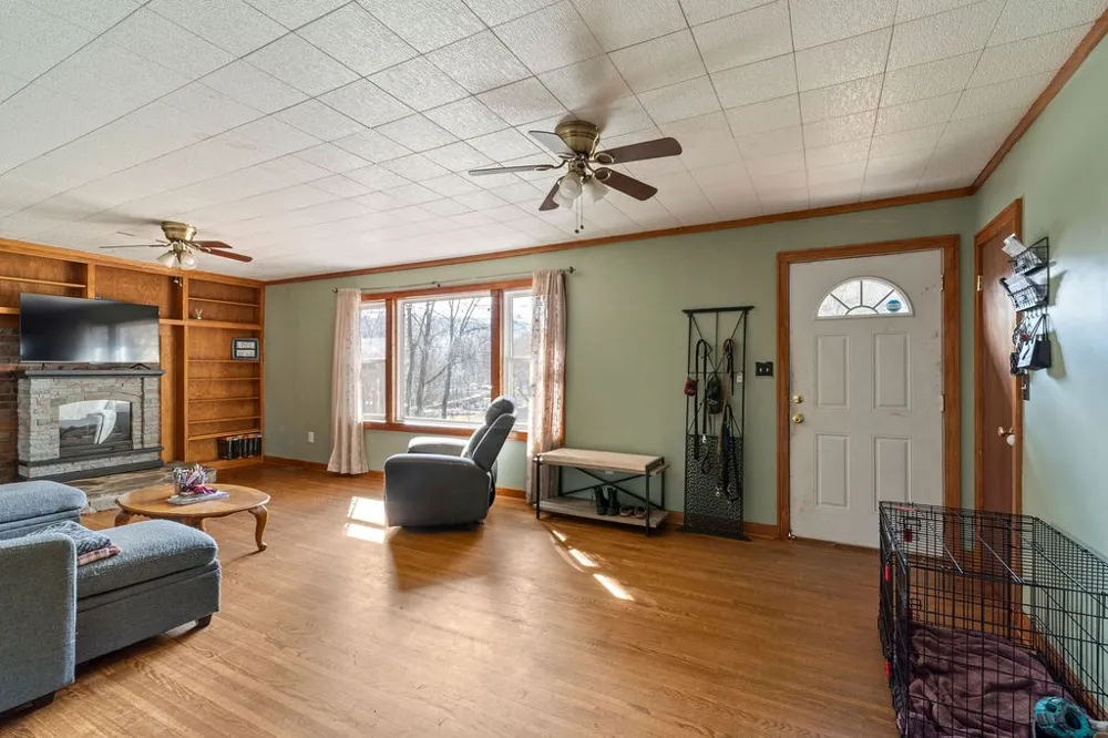 Claude Arnold Road Franklin, NC 28734