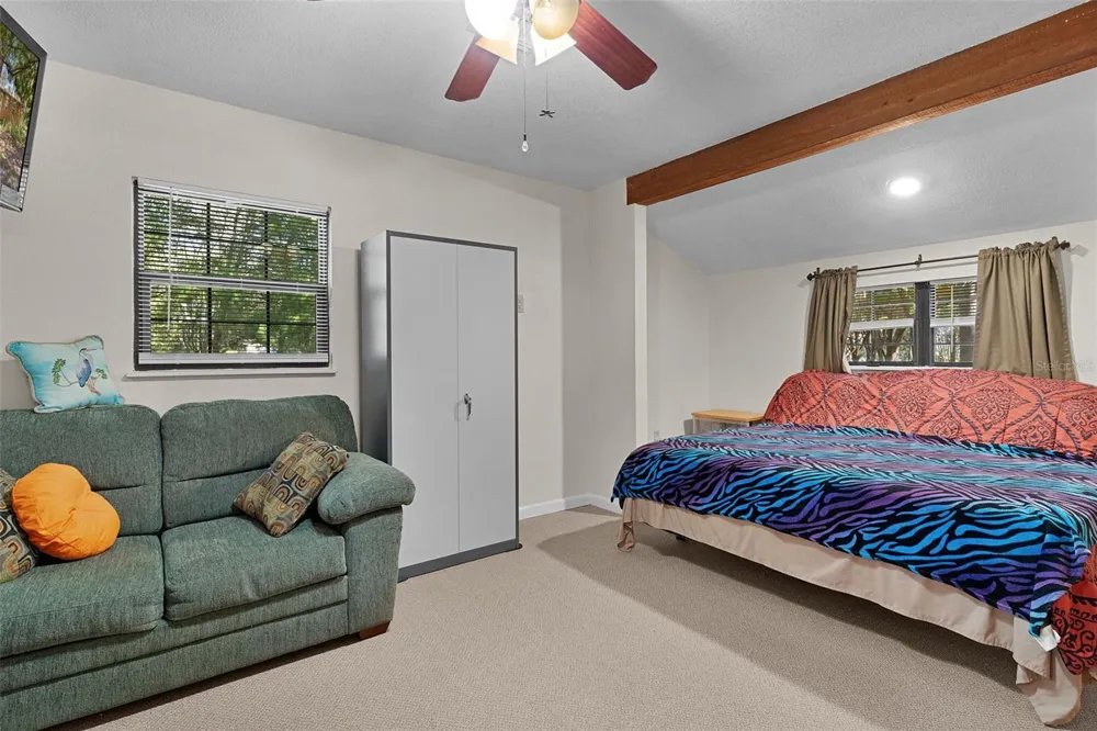 6250 & 5942 E C 478 Center Hill, FL 33514