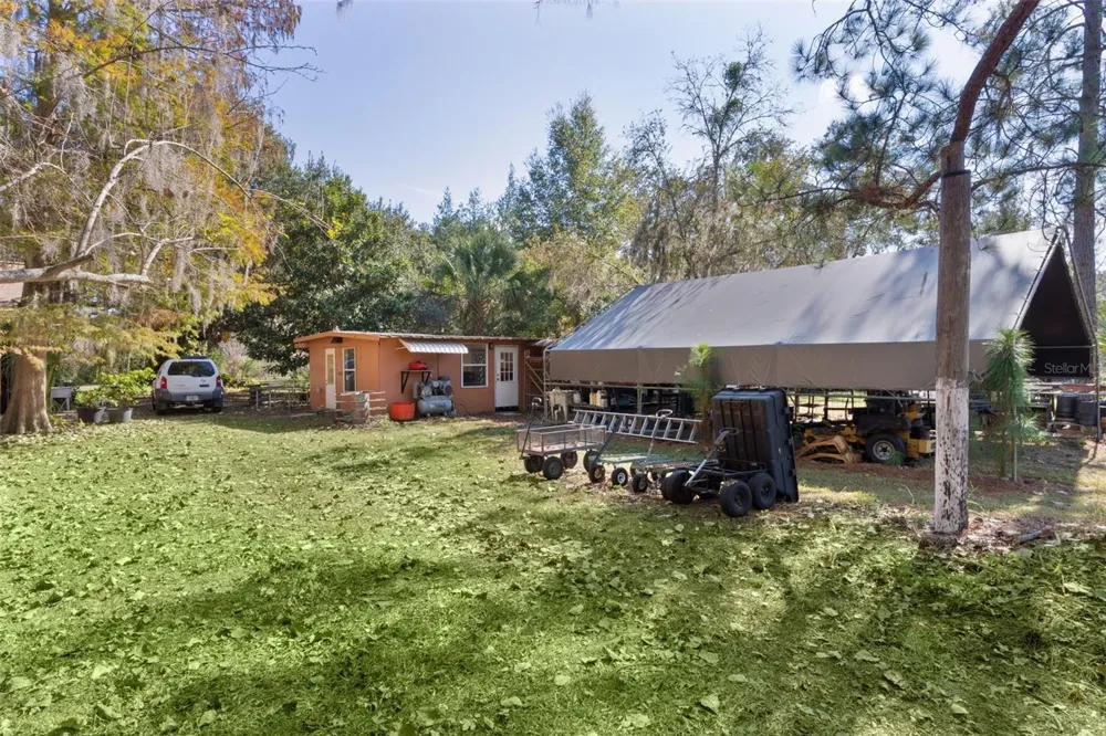 6250 & 5942 E C 478 Center Hill, FL 33514