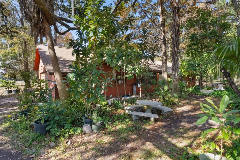 6250 & 5942 E C 478 Center Hill, FL 33514