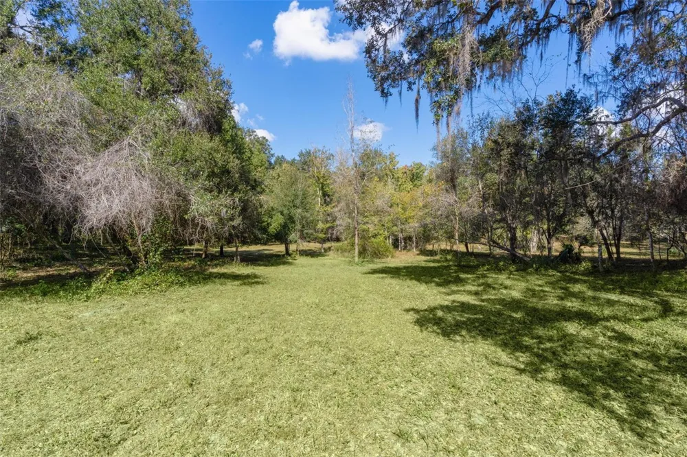 6250 & 5942 E C 478 Center Hill, FL 33514