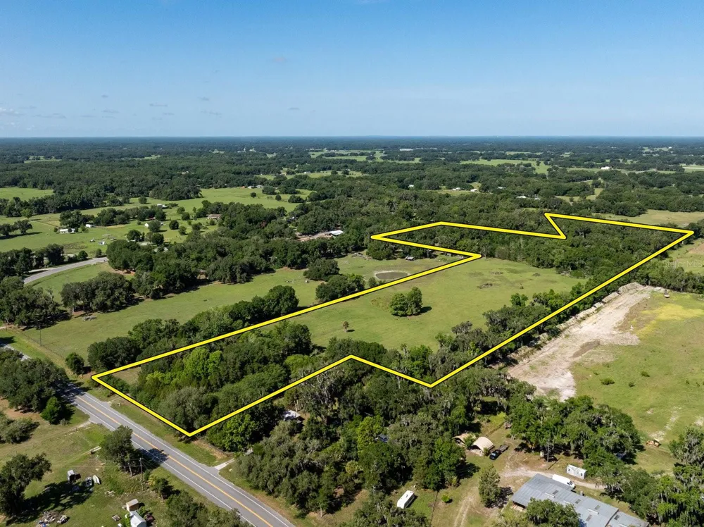 6250 & 5942 E C 478 Center Hill, FL 33514