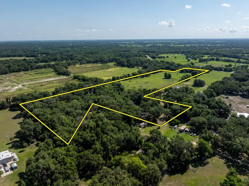 6250 & 5942 E C 478 Center Hill, FL 33514