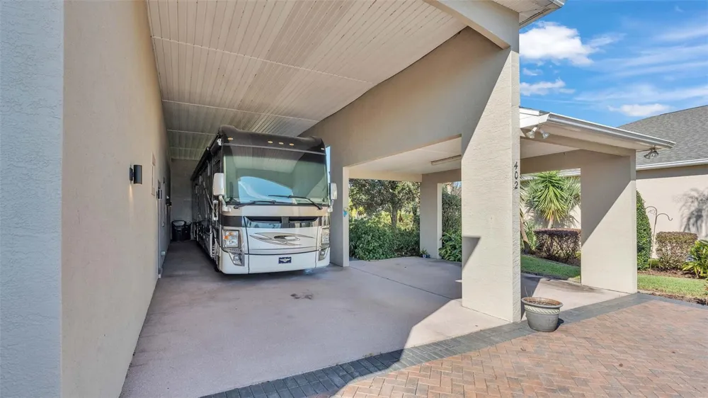 402 CRUISERS DRIVE Polk City, FL 33868