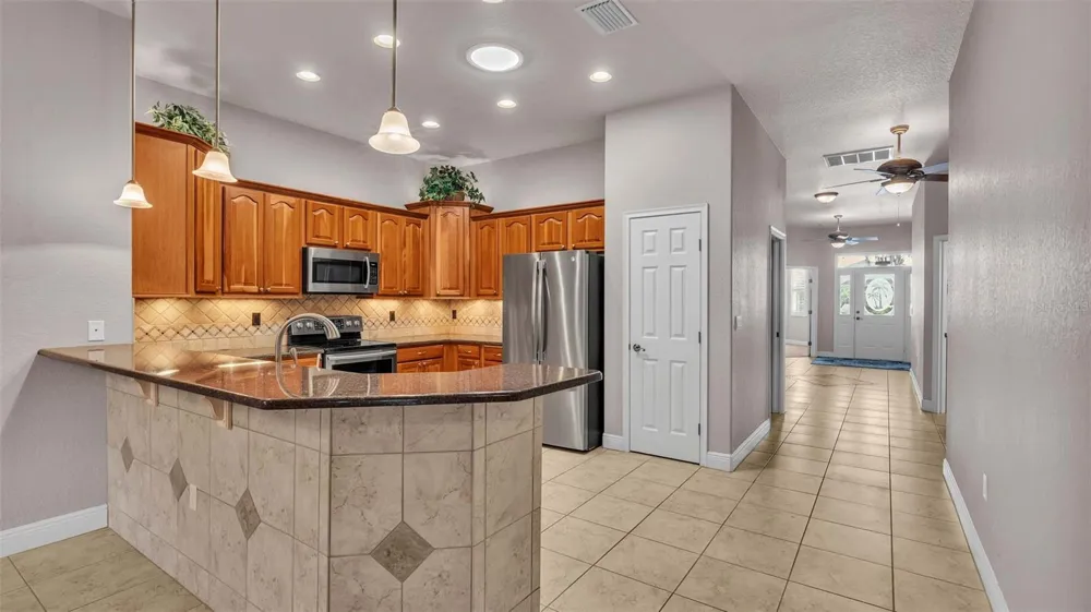 402 CRUISERS DRIVE Polk City, FL 33868