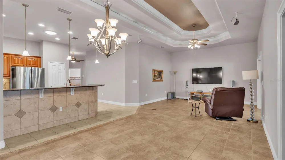 402 CRUISERS DRIVE Polk City, FL 33868