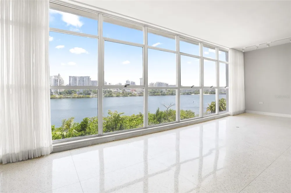 860 ASHFORD AVENUE #5C UNIT #1 #1 San Juan, PR 00907
