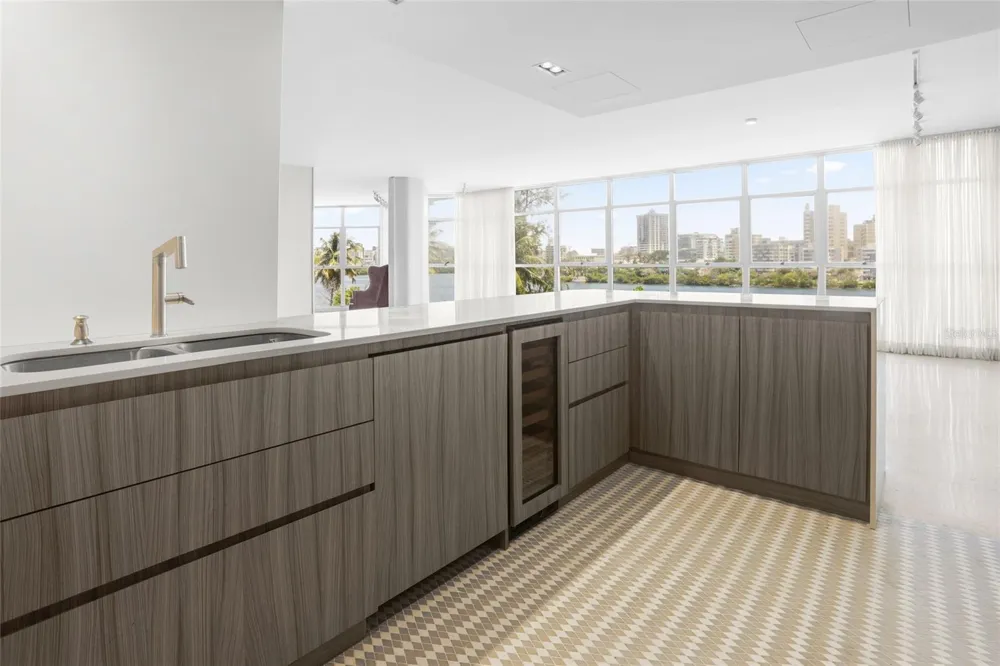 860 ASHFORD AVENUE #5C UNIT #1 #1 San Juan, PR 00907
