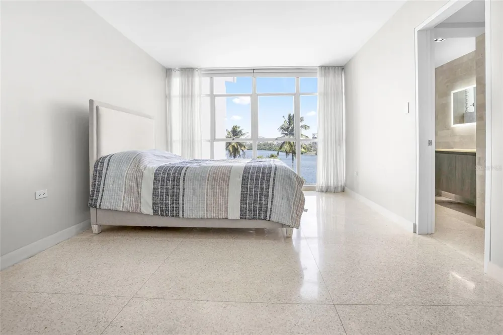 860 ASHFORD AVENUE #5C UNIT #1 #1 San Juan, PR 00907