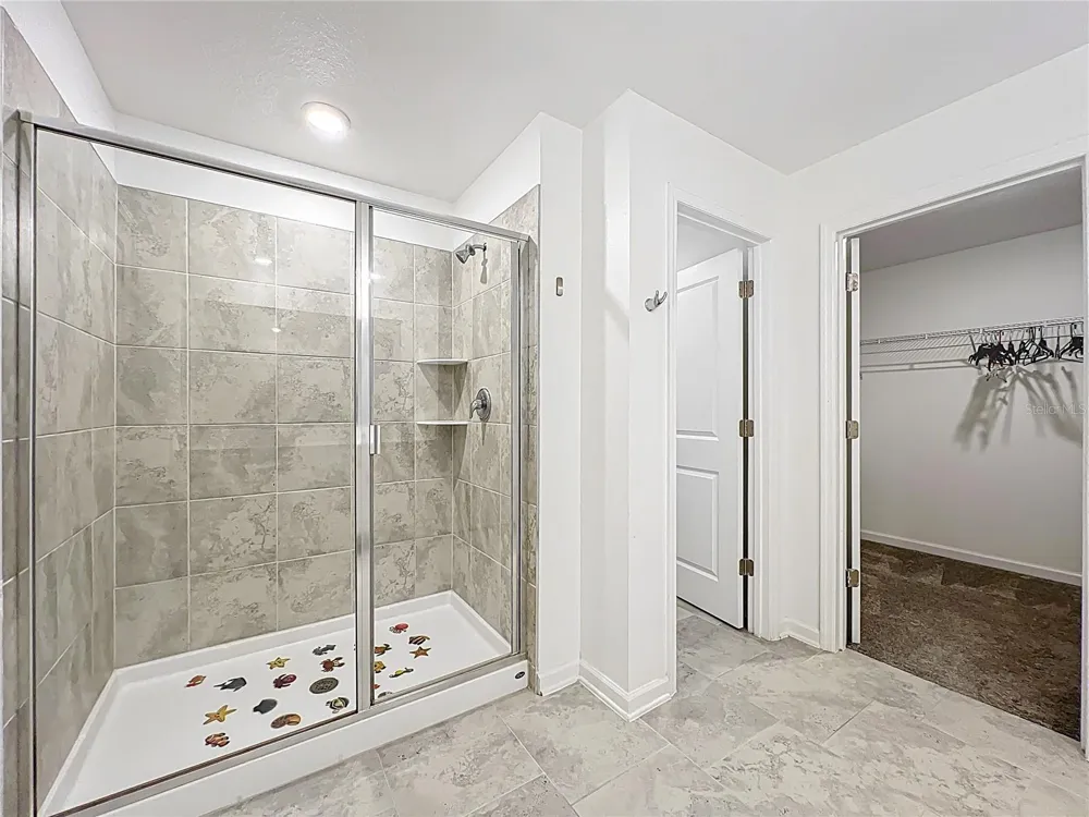 6946 PERCH HAMMOCK LOOP Groveland, FL 34736