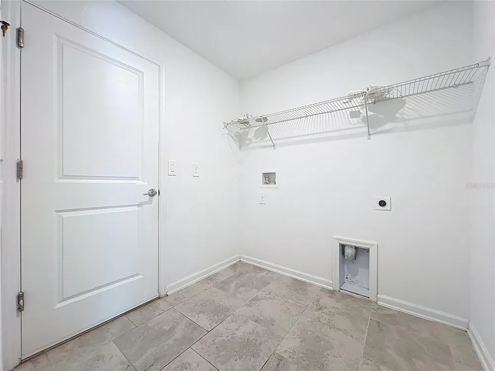 6946 PERCH HAMMOCK LOOP Groveland, FL 34736
