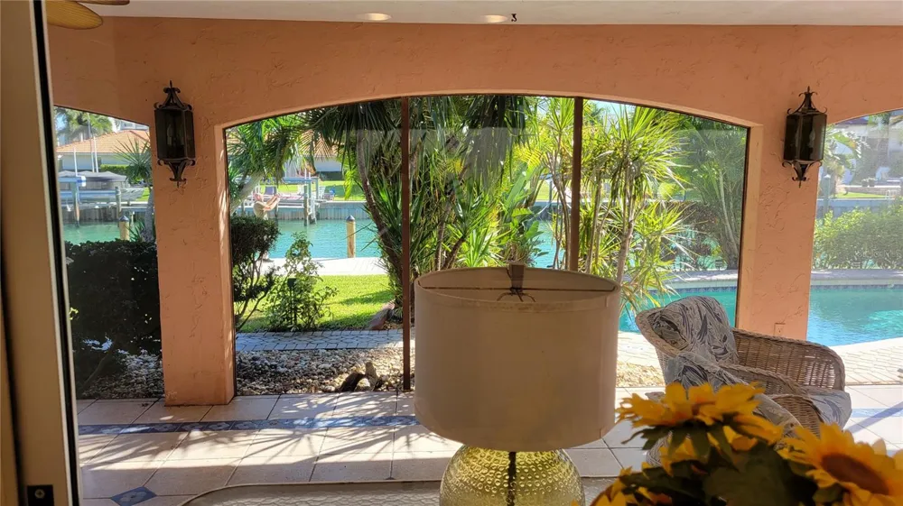 638 S OWL DRIVE Sarasota, FL 34236