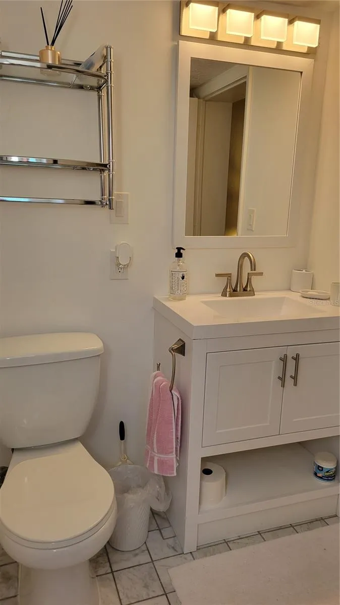 638 S OWL DRIVE Sarasota, FL 34236