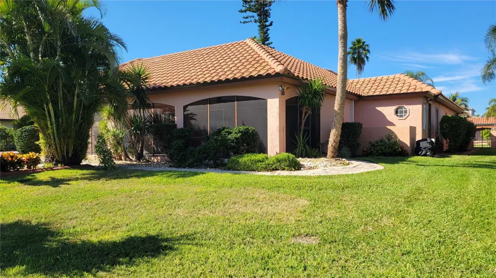 638 S OWL DRIVE Sarasota, FL 34236