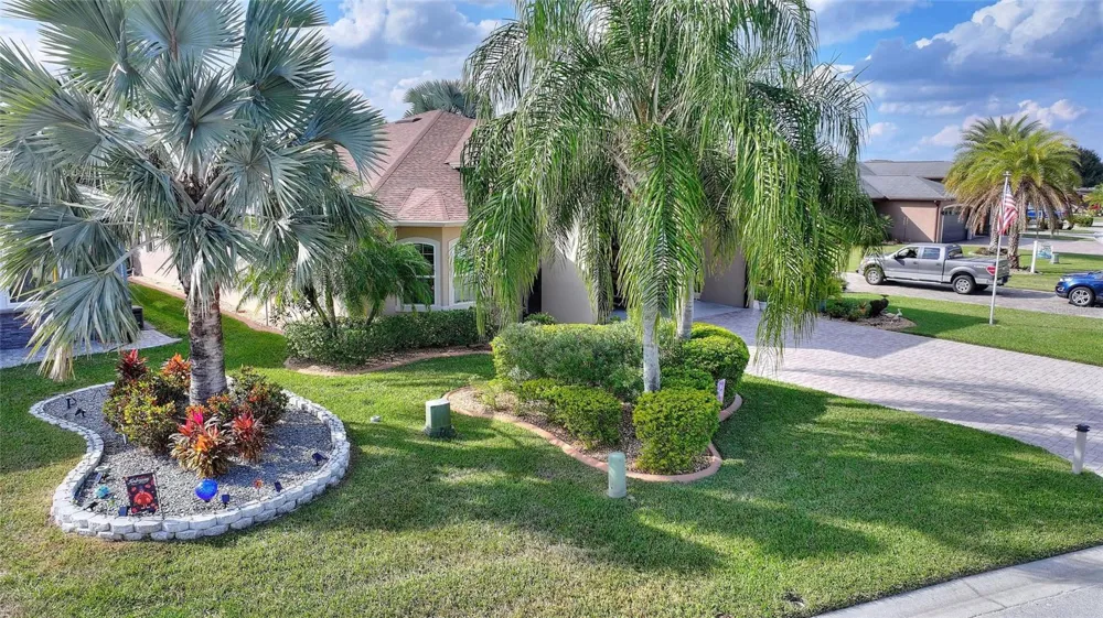 548 NARROW POND ROAD Polk City, FL 33868