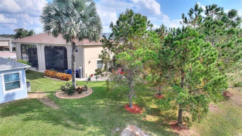 548 NARROW POND ROAD Polk City, FL 33868