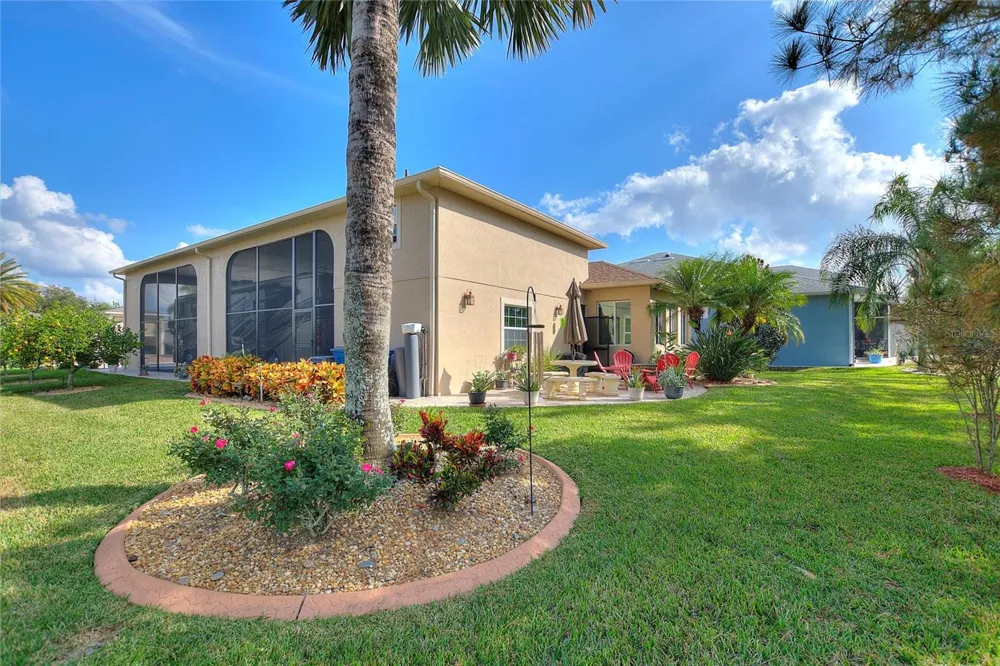 548 NARROW POND ROAD Polk City, FL 33868