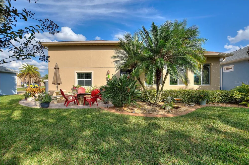 548 NARROW POND ROAD Polk City, FL 33868