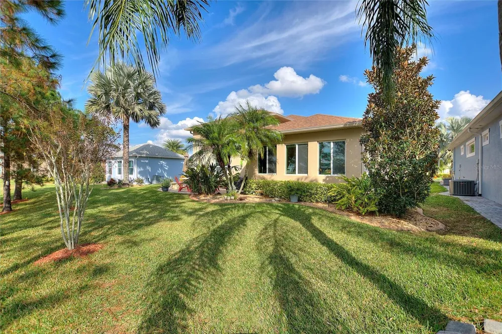 548 NARROW POND ROAD Polk City, FL 33868