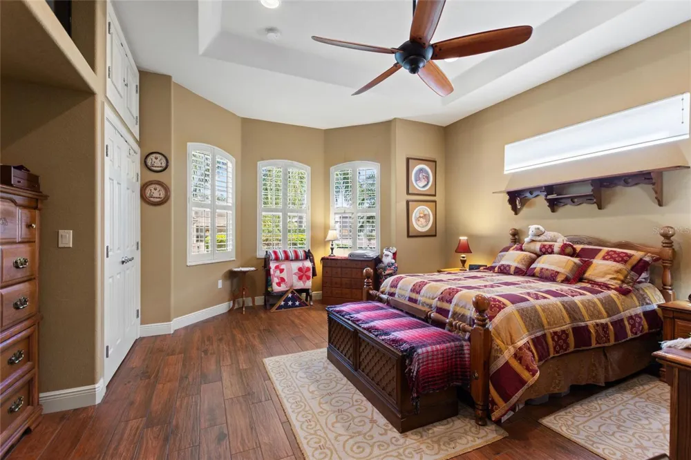 548 NARROW POND ROAD Polk City, FL 33868
