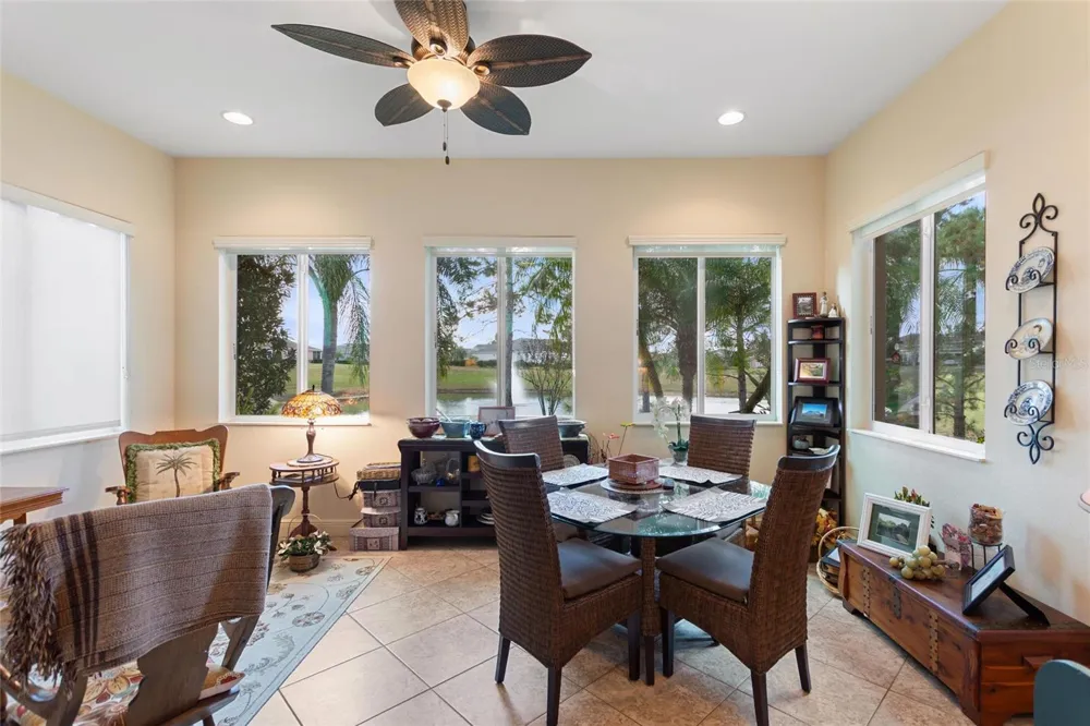 548 NARROW POND ROAD Polk City, FL 33868