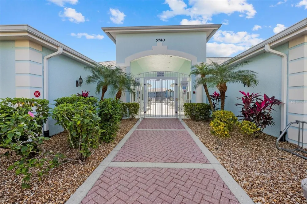 5747 SABAL TRACE DRIVE #203 North Port, FL 34287