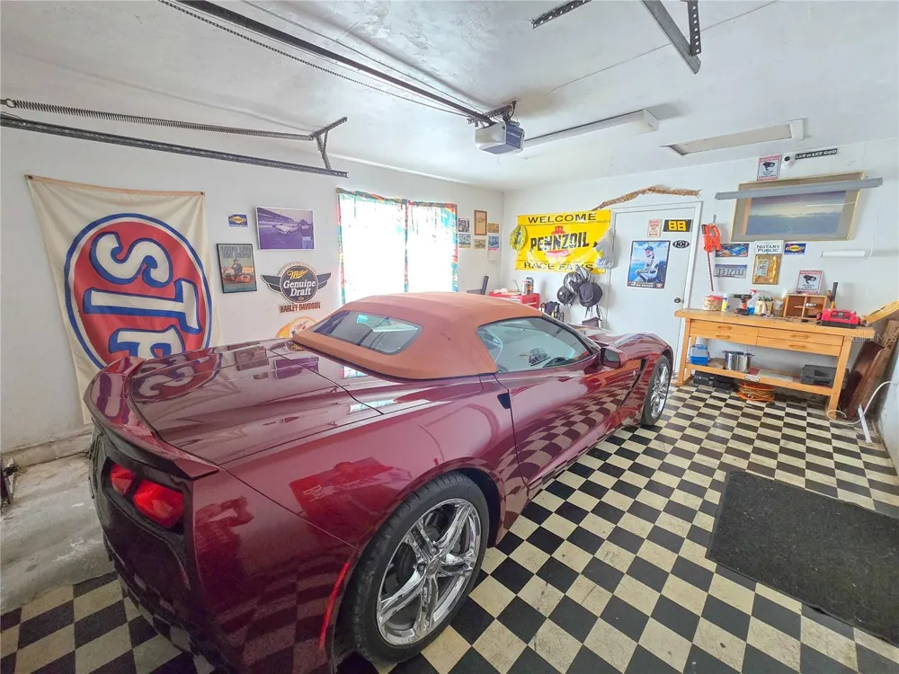 12046 US-301 Hampton, FL 32044