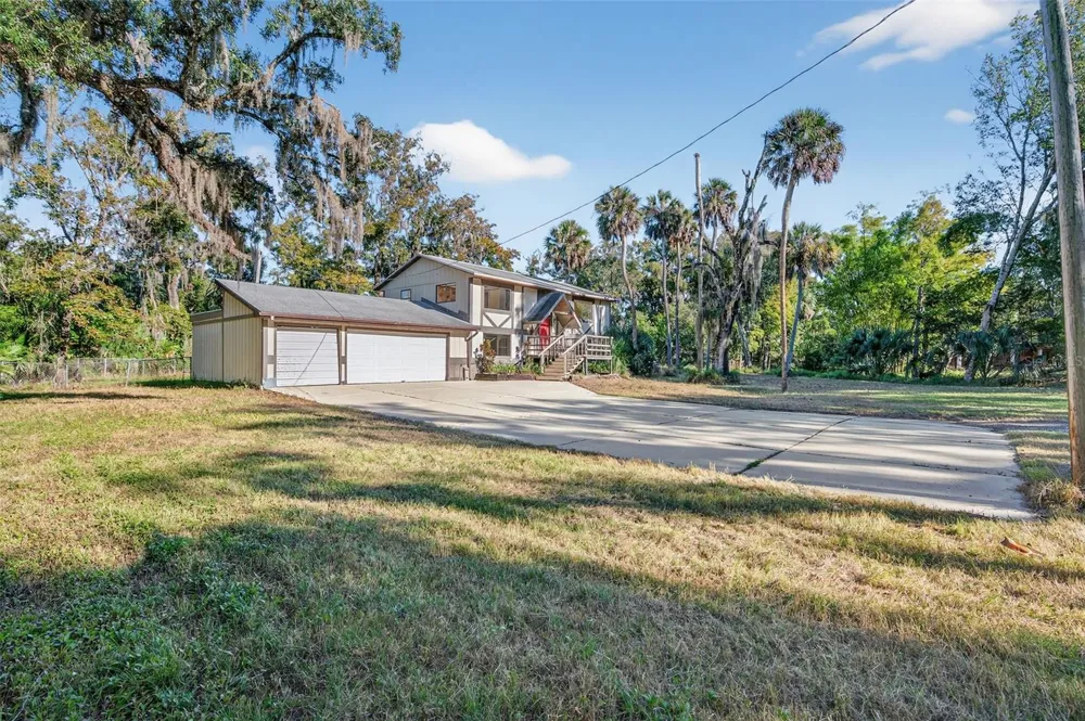 6345 LOST TRAIL Holiday, FL 34690