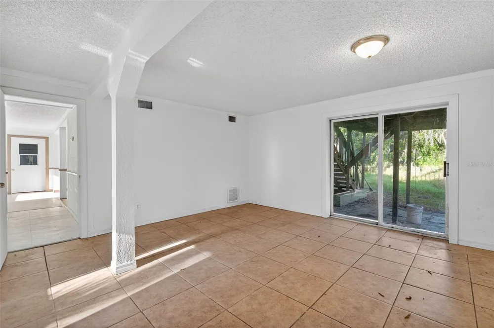 6345 LOST TRAIL Holiday, FL 34690