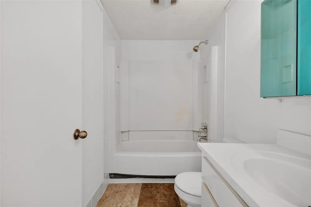 6345 LOST TRAIL Holiday, FL 34690