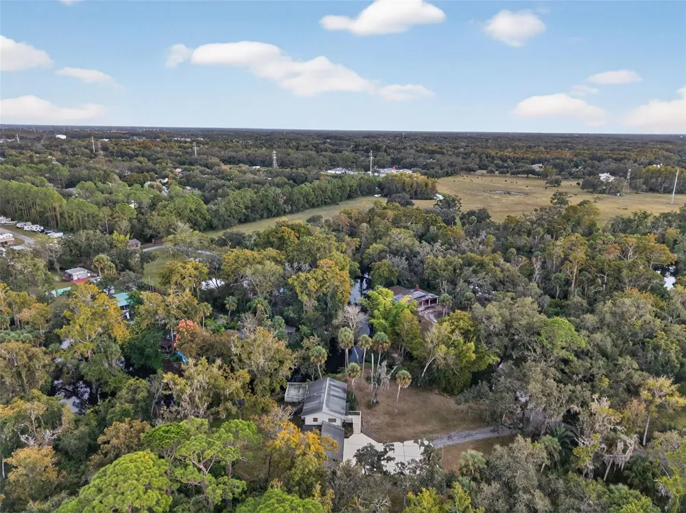 6345 LOST TRAIL Holiday, FL 34690