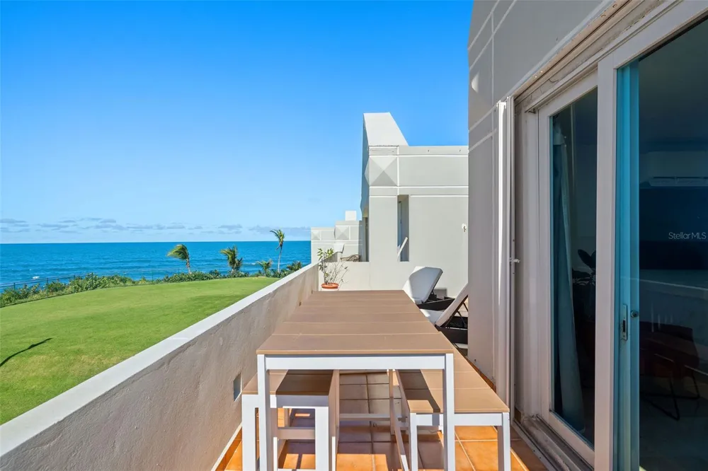 Villas de COSTA DORADA #H3 Dorado, PR 00646