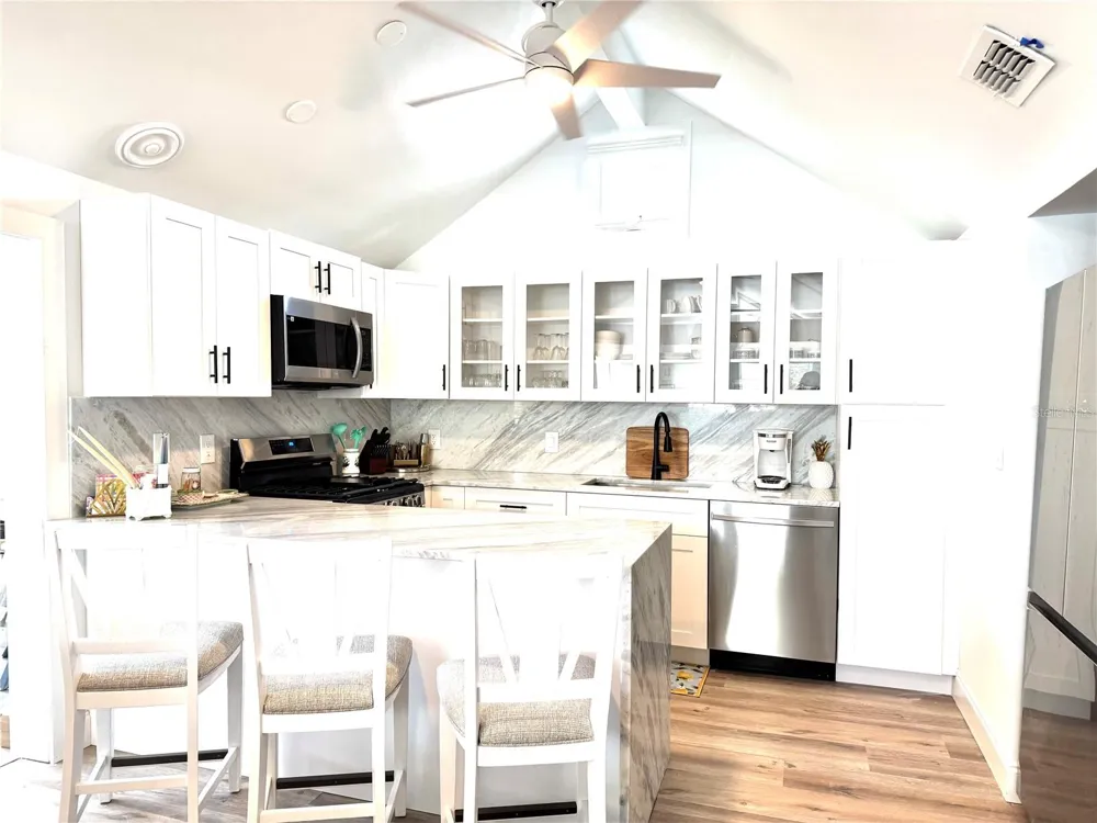 701 BROADWAY STREET Longboat Key, FL 34228