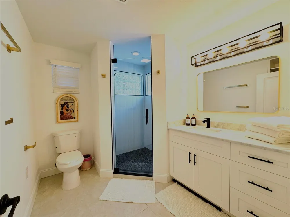 701 BROADWAY STREET Longboat Key, FL 34228