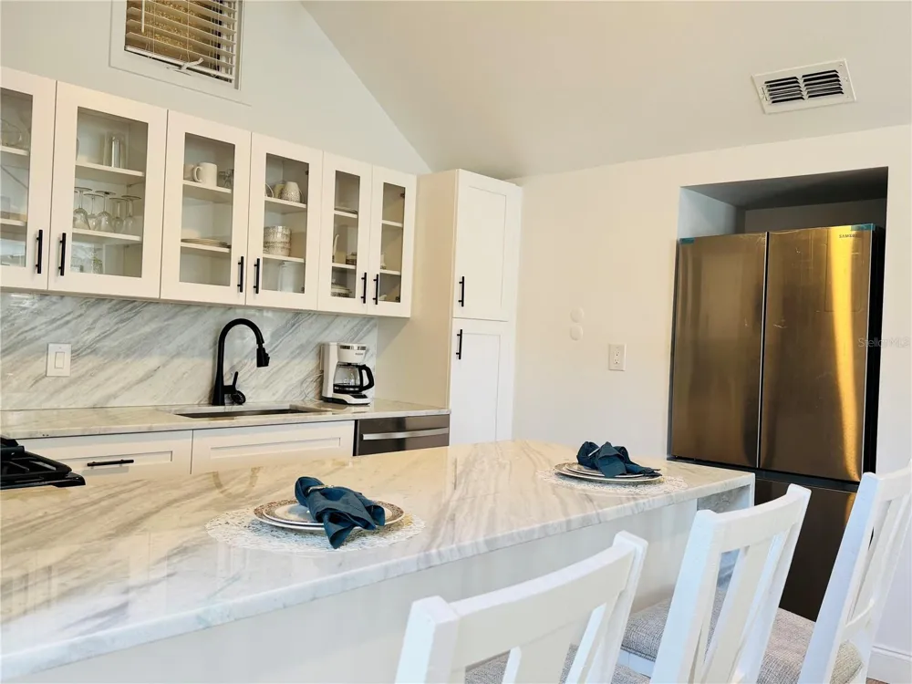 701 BROADWAY STREET Longboat Key, FL 34228