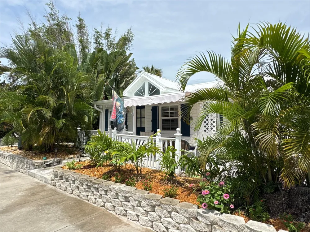 701 BROADWAY STREET Longboat Key, FL 34228