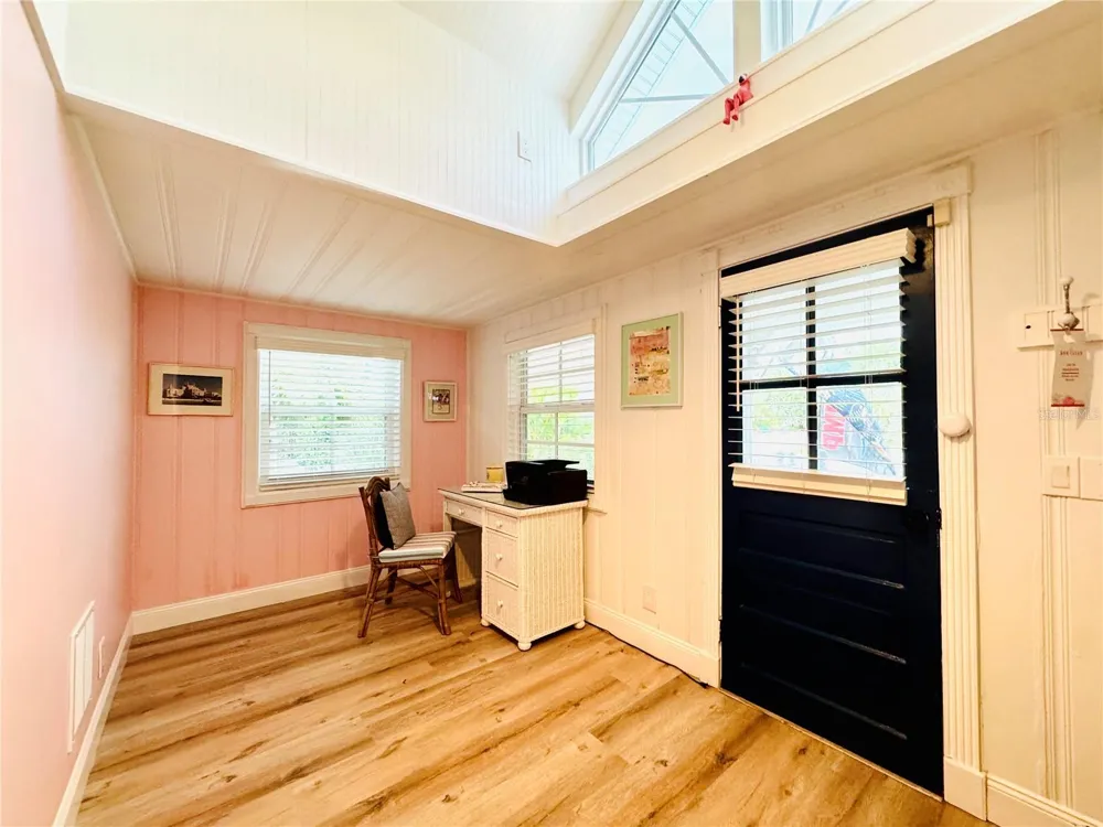 701 BROADWAY STREET Longboat Key, FL 34228